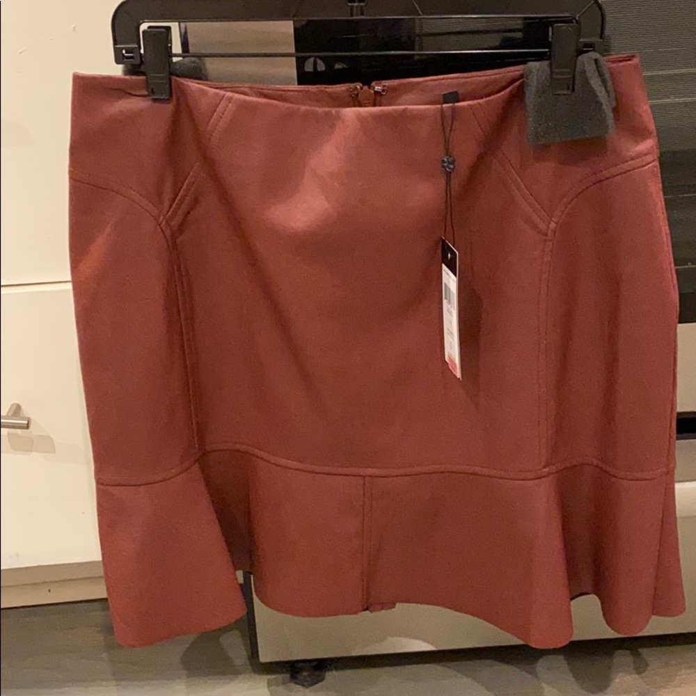 BCBG MAXAZRIA LARGE LEATHER MINI/midi. NWT ❤️💓💜